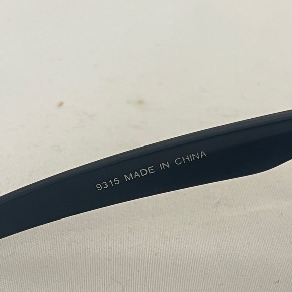 Unisex Density Wraparound Shield Mirrored Sunglasses, “Hoof Hearted Brewing” - Picture 9 of 16